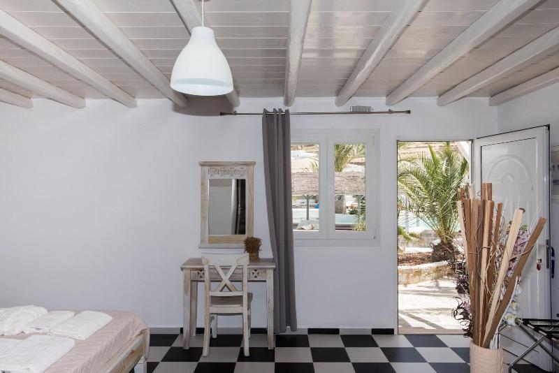 Happy Apartments Mykonos Mykonos Town Exterior photo